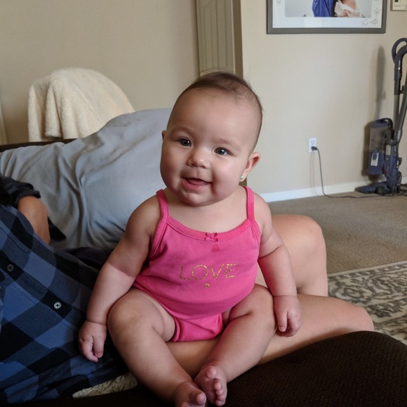 Meet your Posher, Elyse - Picture 2 of 14